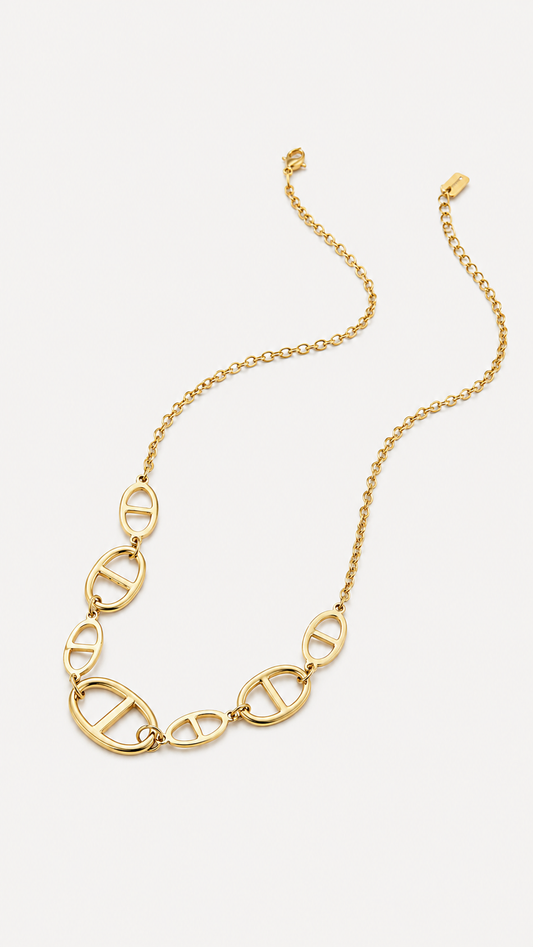 Collier Sarah